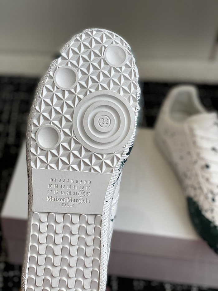 Ma*iso*n Mar*giela MAMA-083