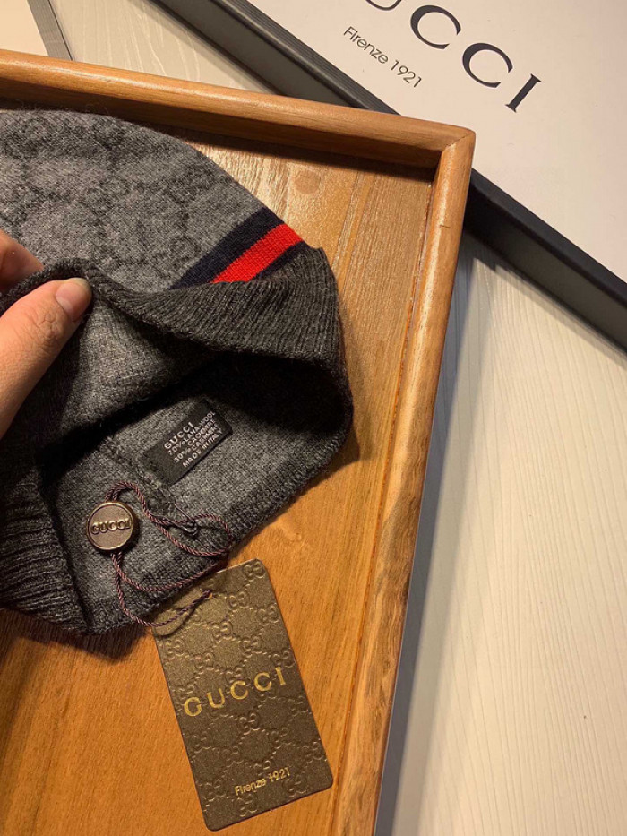 HAT-003