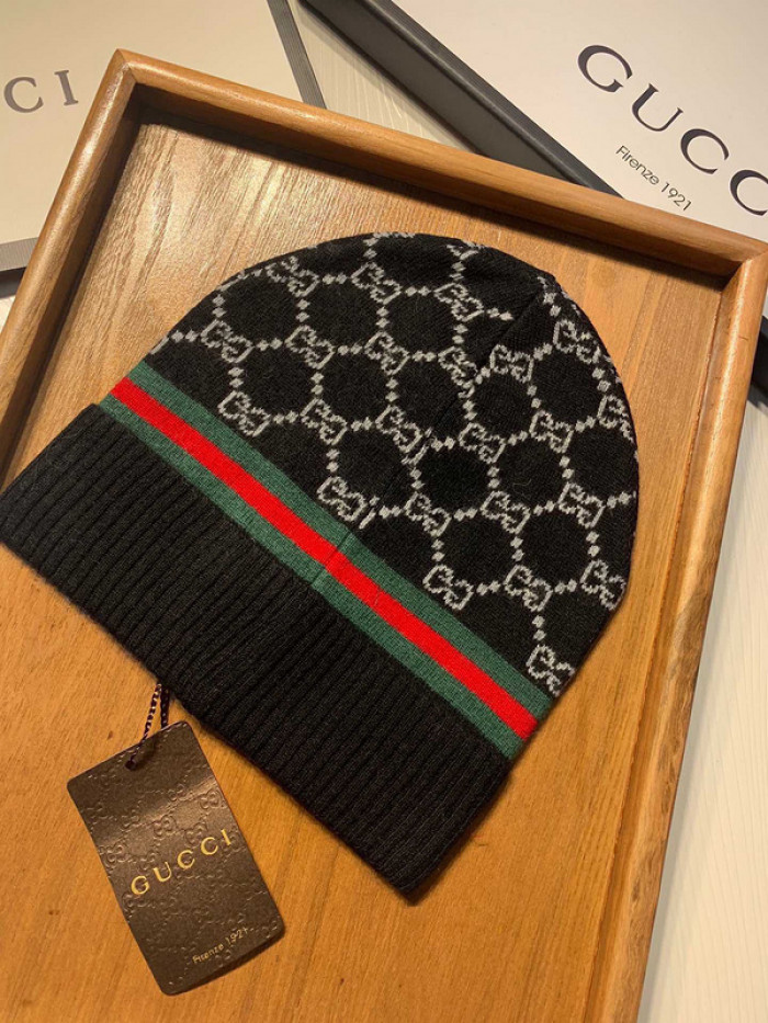 HAT-003