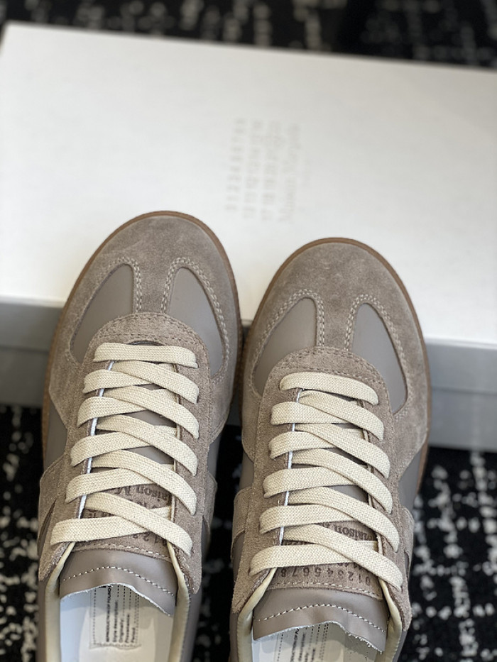 Ma*iso*n Mar*giela MAMA-032