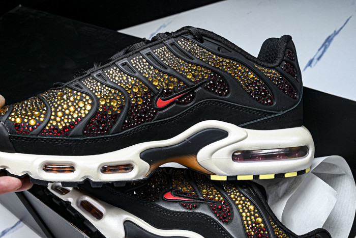 Swarovski x Nike Air Max Plus FZ9042-001