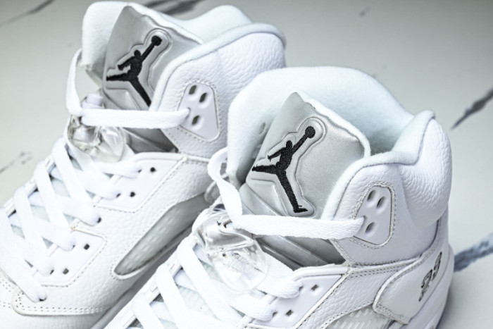 Air Jordan 5 OG "White Metallic" HQ7978-103