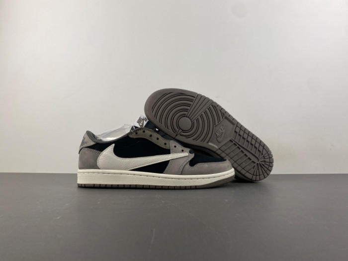 Travis Scott x Air Jordan 1 Low DM7866-001