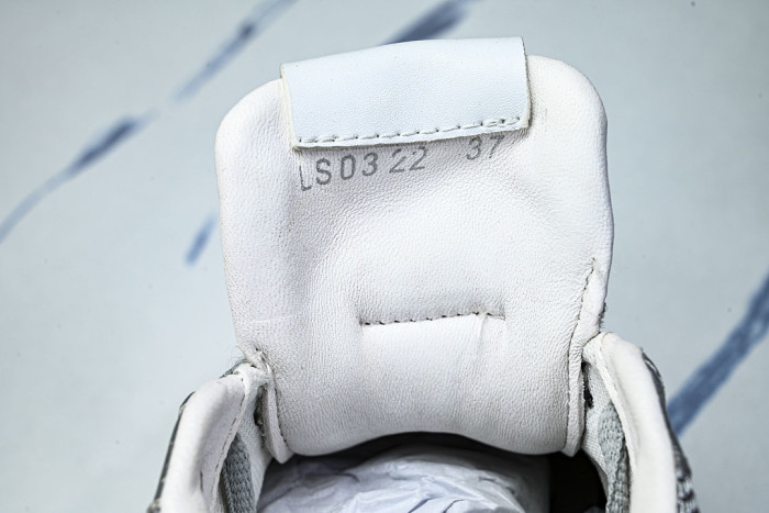 New Balance x MiuMiu 530 MM-008