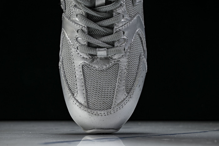 New Balance x MiuMiu 530 MM-008