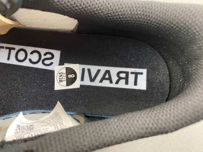 Travis Scott x Air Jordan 1 DZ4137---700