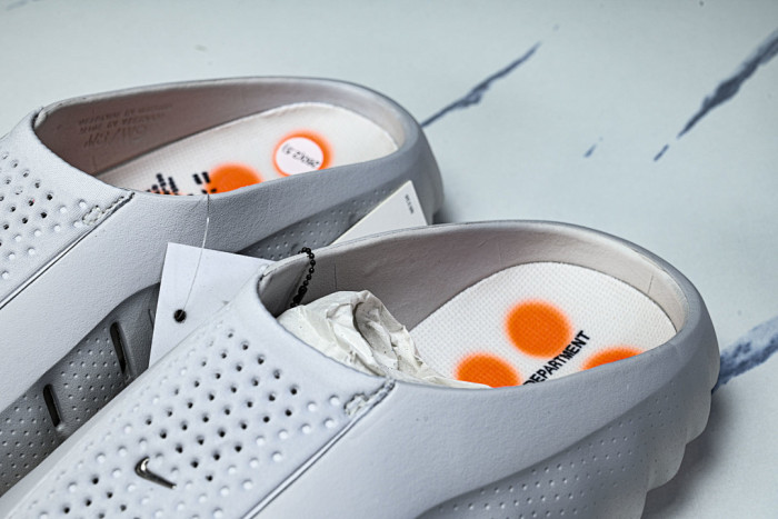 NIKE SLIDE HQ4307-003 (creamy white)
