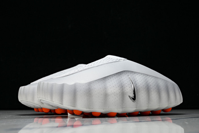 NIKE SLIDE HQ4307-003 (creamy white)