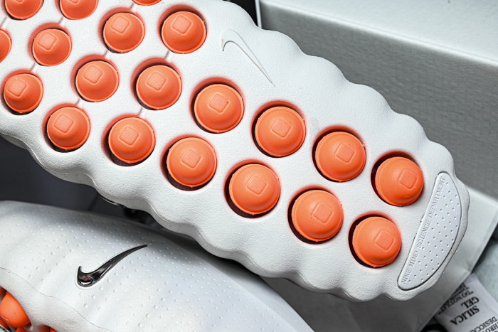 NIKE SLIDE HQ4307-003 (creamy white)