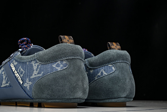 LOU VUIT SNEAKERINA LVSTSN-011
