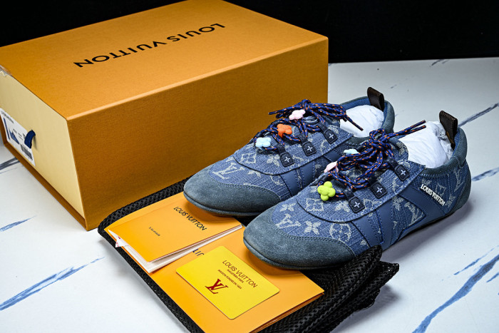 LOU VUIT SNEAKERINA LVSTSN-011