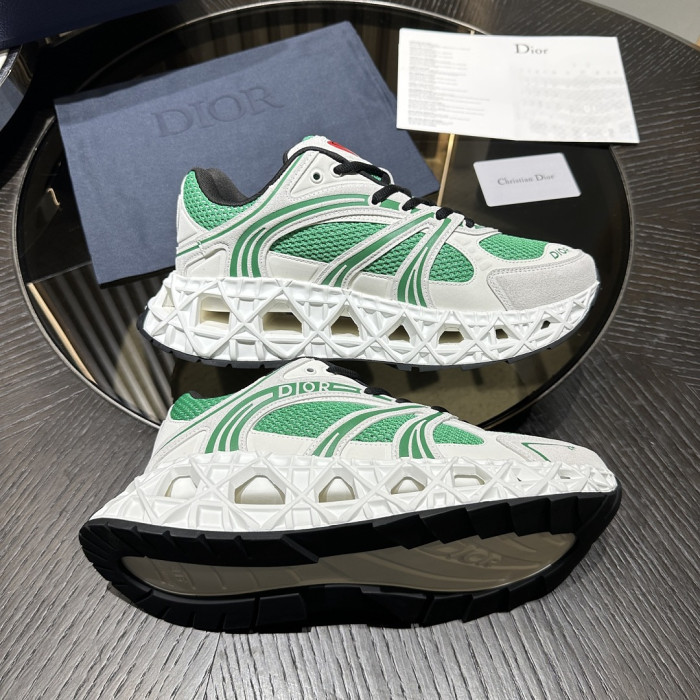 D10r x Kaws B35 NXT DRB35-011