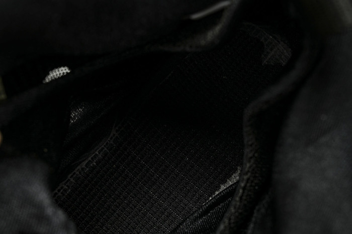 Nike Air Flightposite One “Triple Black” FV5582-001