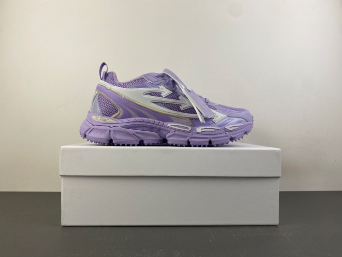 C/O​ SNEAKERS CO-079