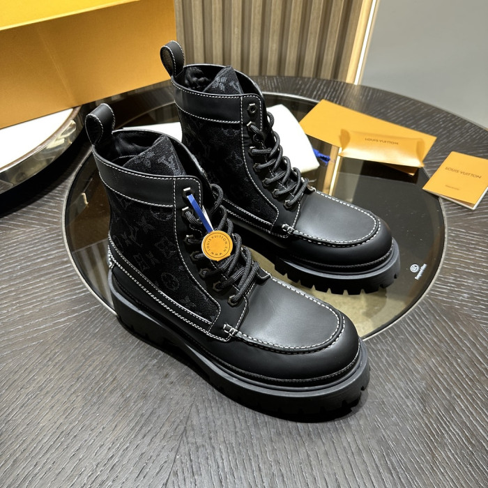 L**V**T* BOOTS LVTBS-064