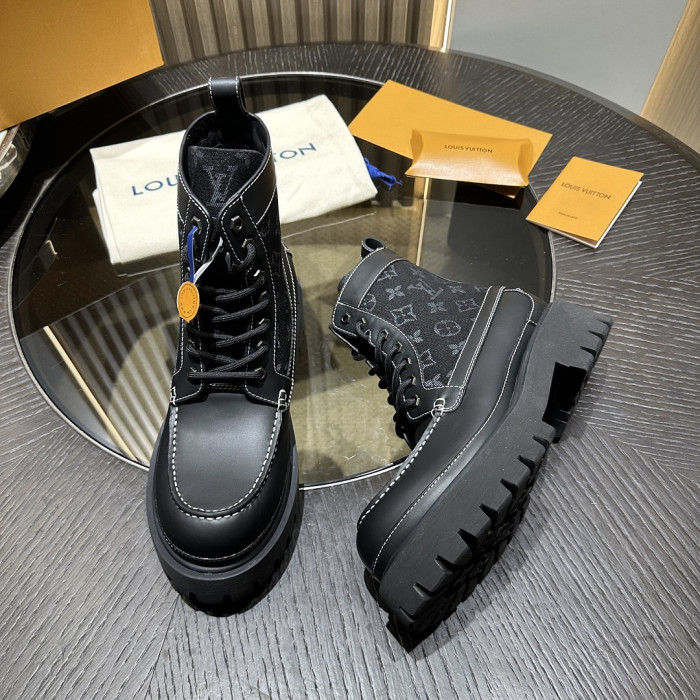 L**V**T* BOOTS LVTBS-064