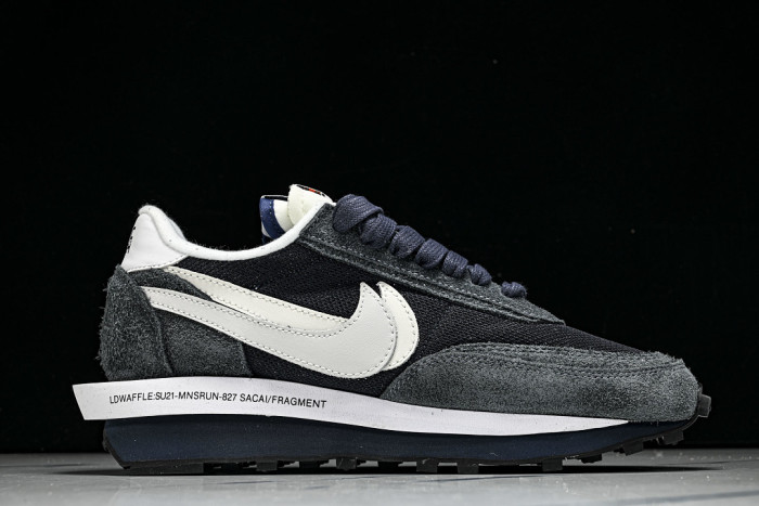 Sacai x Nike Zegamadome DH2684-400