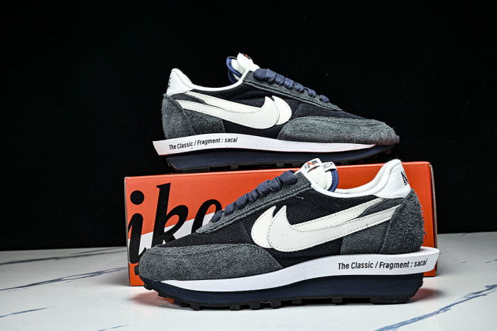 Sacai x Nike Zegamadome DH2684-400