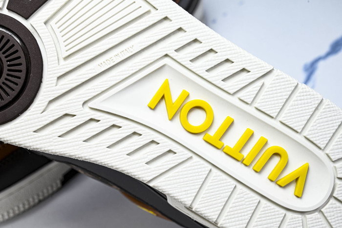 LVT SNEAKERS LVSRS-0241